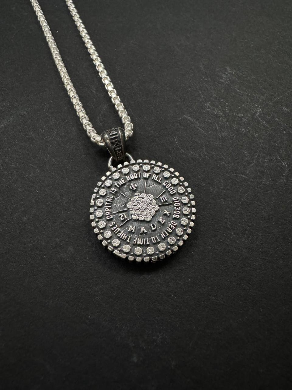 MADEX REGALIA: HODL ONYX EDITION